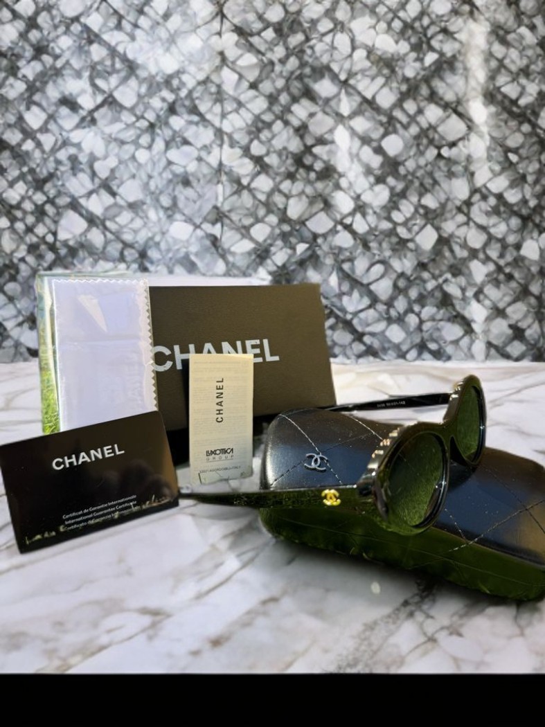 משקפיים CHANEL