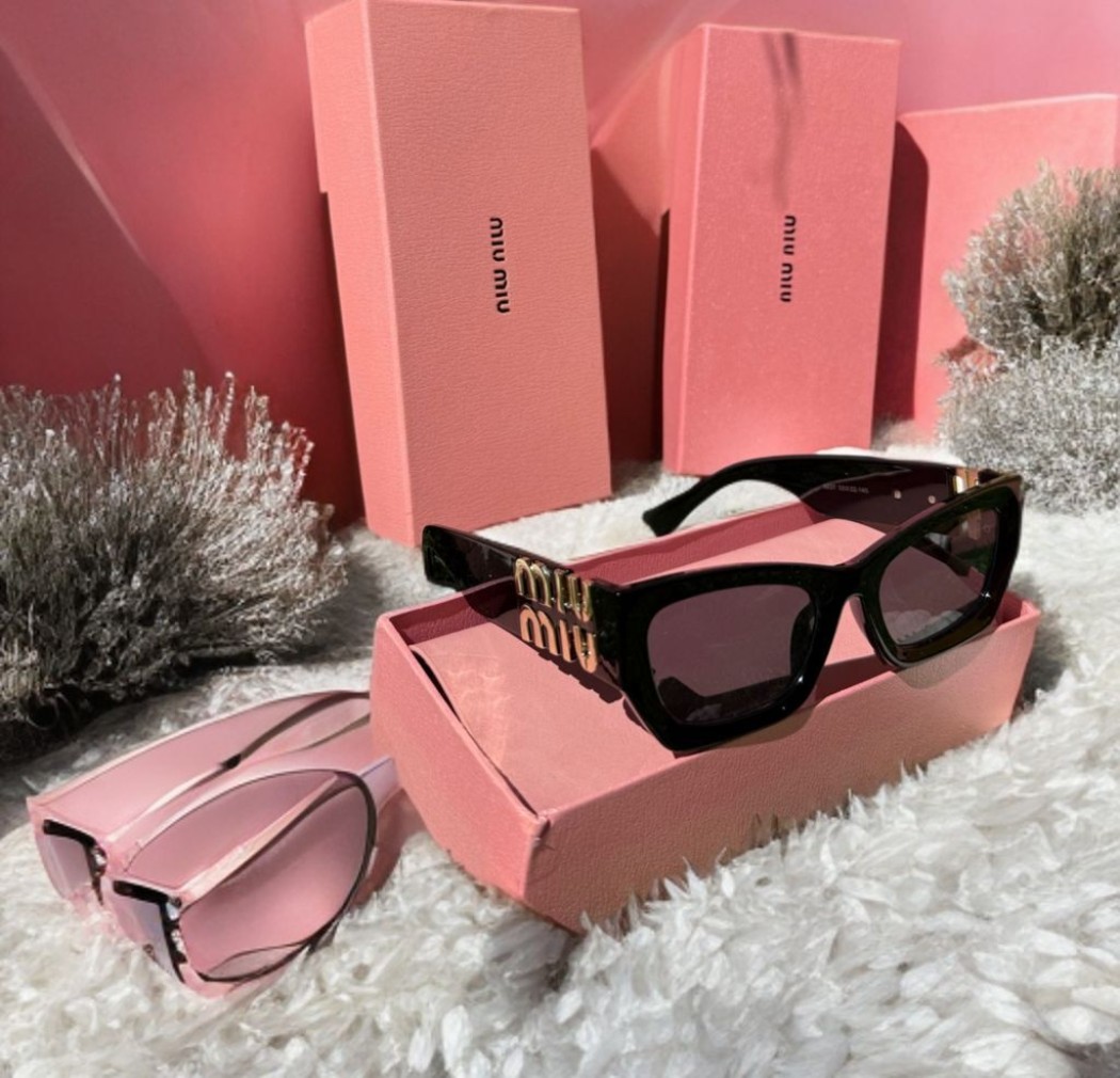 משקפיים MIU MIU