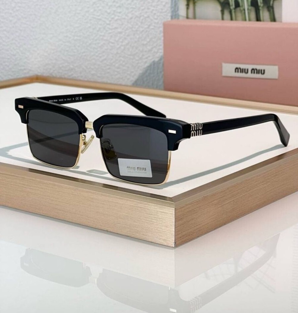 משקפיים MIU MIU