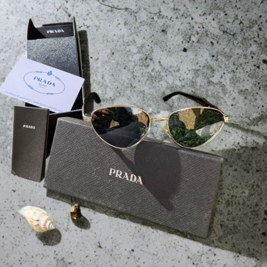 משקפיים PRADA