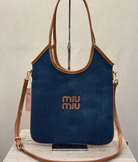 תיק MIU MIU 